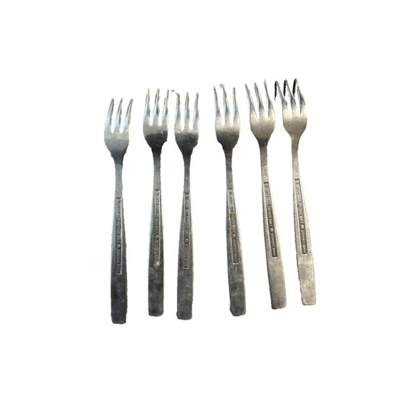 Vintage Oxford Hall Rose Couplet Cocktail Forks Stainless Japan Floral 1974 Lot - Picture 4 of 5